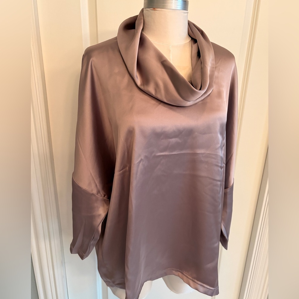 Boho Chic sz L, Taupe Button Back, Loose Turtle Neck Satin Blouse NWT